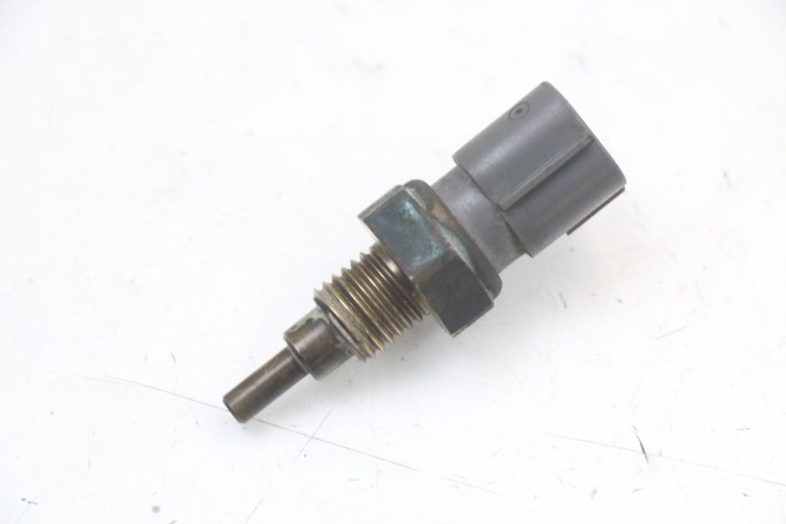 photo de WATER TEMPERATURE SENSOR HONDA FES S-WING SWING 125 (2007 - 2015) - Main view