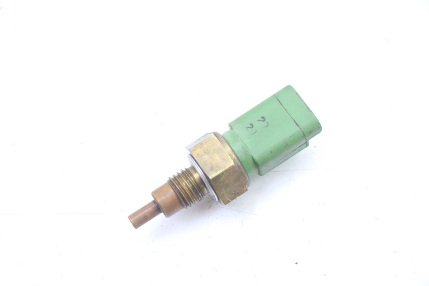 photo de WATER TEMPERATURE SENSOR PIAGGIO NRG POWER PUREJET 50 (2018 - 2021) - Zoom on usage condition