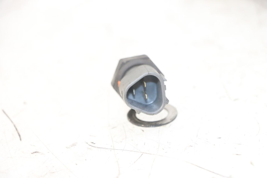 photo de WATER TEMPERATURE SENSOR HONDA NTV DEAUVILLE ABS 700 (2007 - 2016) - Zoom on usage condition