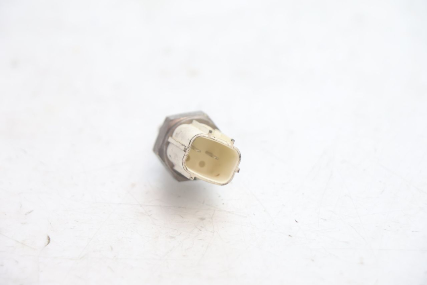 photo de WATER TEMPERATURE SENSOR HONDA PCX (JF28) 125 (2009 - 2011) - Zoom on usage condition