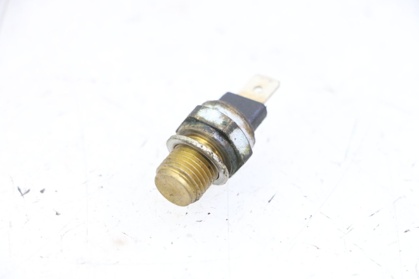 photo de WATER TEMPERATURE SENSOR PIAGGIO VESPA GRANTURISMO 200 (2004 - 2005) - Component detail