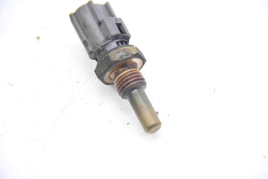 photo de WATER TEMPERATURE SENSOR SUZUKI SIXTEEN 125 (2008 - 2010) - Component detail