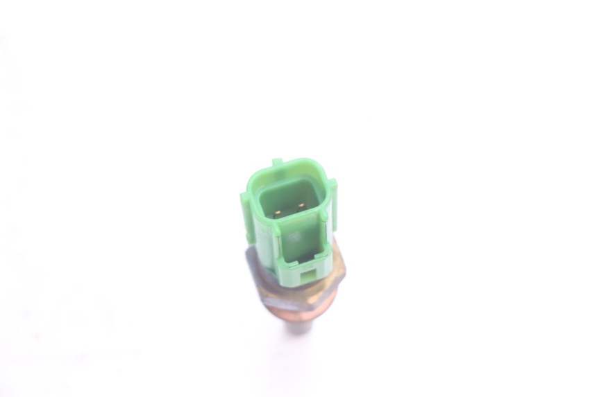photo de WATER TEMPERATURE SENSOR CAN-AM SPYDER RS 1000 (2008 - 2012) - Zoom on usage condition