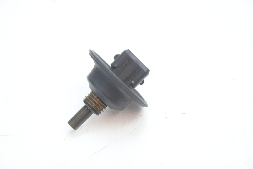 photo de WATER TEMPERATURE SENSOR DUCATI SS IE DS CARENEE 1000 (2002 - 2006) - Zoom on usage condition