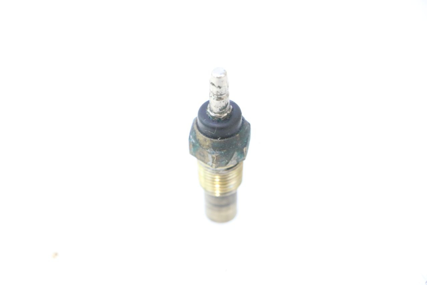 photo de WATER TEMPERATURE SENSOR HONDA ST PAN EUROPEAN 1100 (1990 - 2002) - Zoom on usage condition