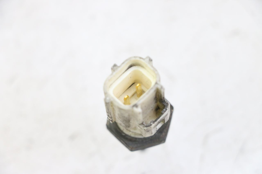 photo de WATER TEMPERATURE SENSOR SUZUKI GSX F GSXF 650 (2007 - 2015) - Zoom on usage condition