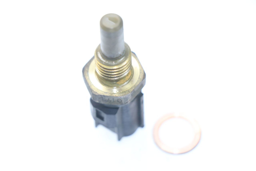 photo de WATER TEMPERATURE SENSOR SUZUKI SV S ABS 650 (2003 - 2009) - Component detail