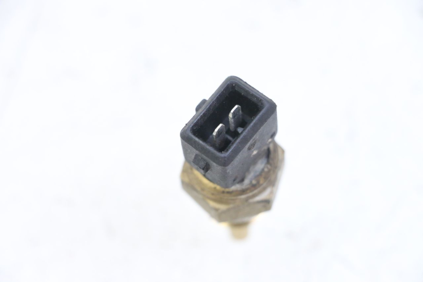 photo de WATER TEMPERATURE SENSOR VENT DERAPAGE 50 (2018 - 2023) - Component detail