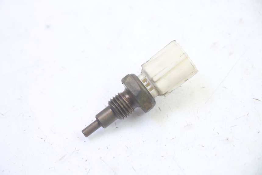 photo de WATER TEMPERATURE SENSOR YAMAHA X-MAX XMAX 125 (2010 - 2013) - Component detail
