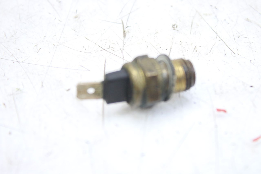 photo de WATER TEMPERATURE SENSOR PIAGGIO X9 EVOLUTION 125 (2003 - 2007) - Component detail
