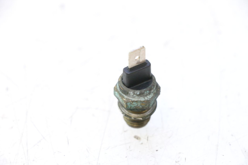 photo de WATER TEMPERATURE SENSOR PIAGGIO X9 EVOLUTION 125 (2003 - 2007) - Component detail