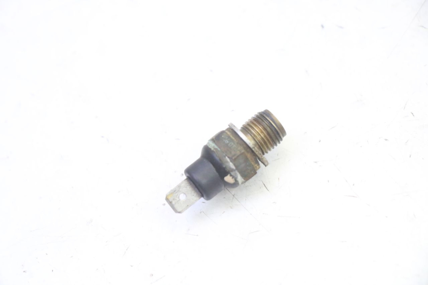 photo de WATER TEMPERATURE SENSOR PIAGGIO XEVO - X EVO 125 (2007 - 2017) - Component detail
