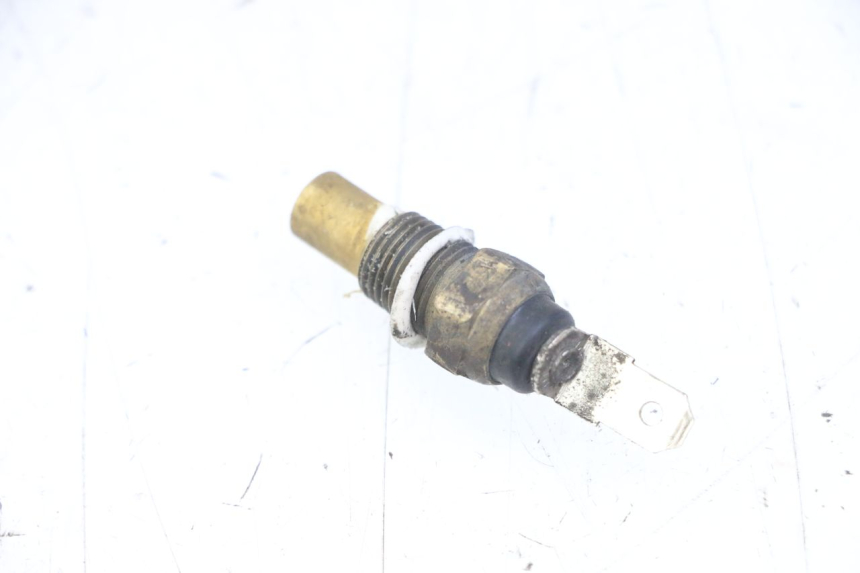 photo de WATER TEMPERATURE SENSOR HONDA XLV VARADERO 125 (2000 - 2006) - Component detail