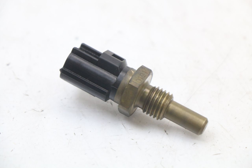 photo de WATER TEMPERATURE SENSOR YAMAHA FZ1 FAZER 1000 (2007 - 2009) - Component detail