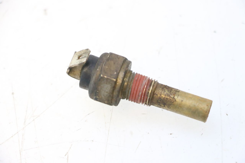 photo de WATER TEMPERATURE SENSOR YAMAHA YP MAJESTY 125 (2007 - 2010) - Component detail