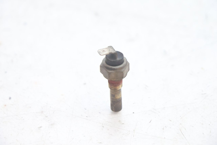 photo de WATER TEMPERATURE SENSOR YAMAHA YP MAJESTY 125 (2002 - 2006) - Component detail