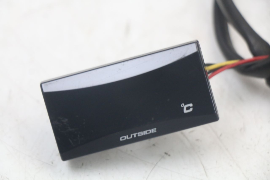 photo de OUTSIDE TEMPERATURE SENSOR QUADRO 3D S 350 (2013 - 2018) - Zoom on usage condition