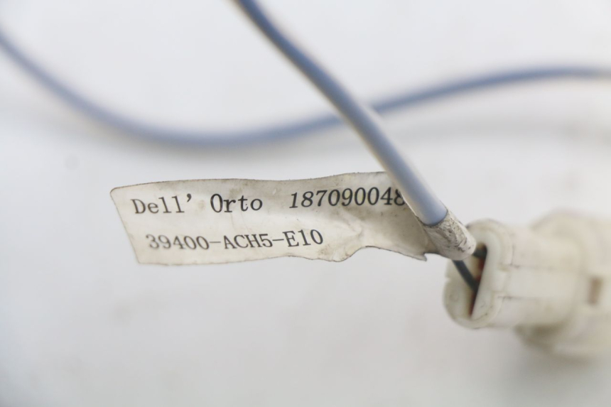 photo de OUTSIDE TEMPERATURE SENSOR KYMCO AGILITY 4T 50 (2018 - 2022) - Alternative perspective