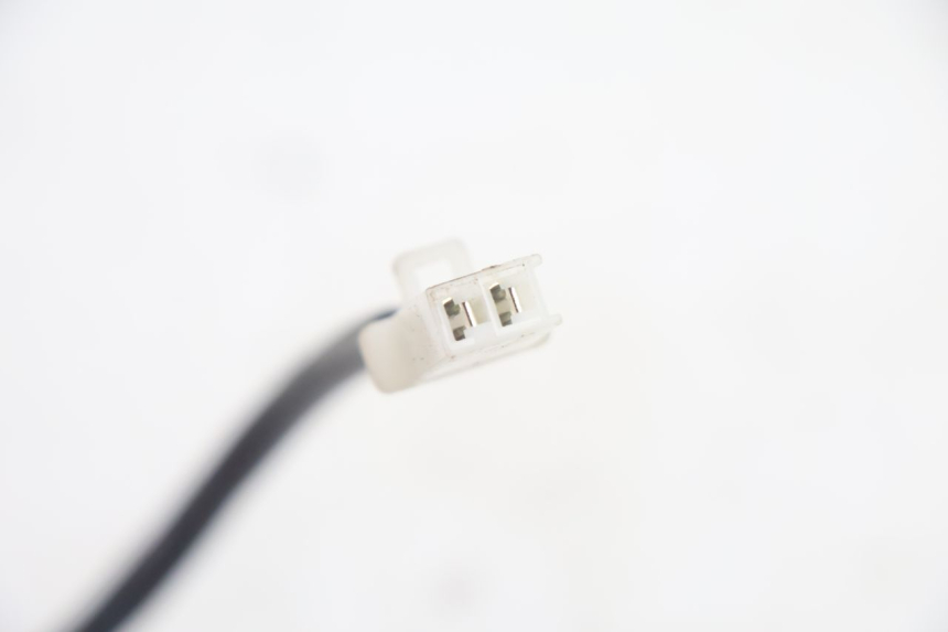 photo de OUTDOOR TEMPERATURE SENSOR PIAGGIO MP3 HPE 530 (2022 - 2026) - Technical close-up