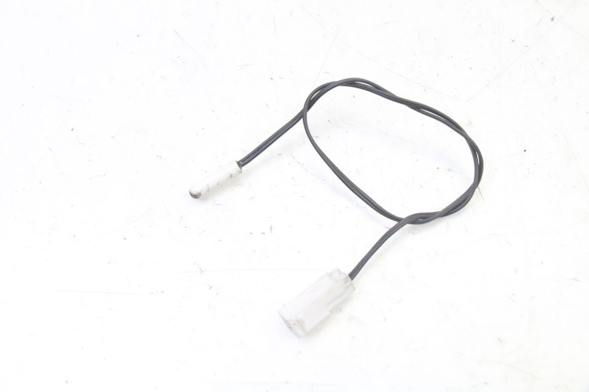 photo de OUTDOOR TEMPERATURE SENSOR PEUGEOT SATELIS 125 (2013 - 2018) - Component detail