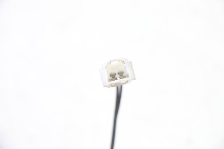 photo de OUTDOOR TEMPERATURE SENSOR PEUGEOT SATELIS 125 (2013 - 2018) - Alternative perspective