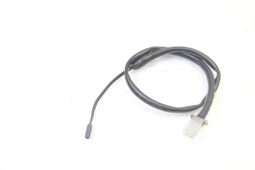 photo de OUTDOOR TEMPERATURE SENSOR YAMAHA X-CITY XCITY 125 (2007 - 2013) - Zoom on usage condition