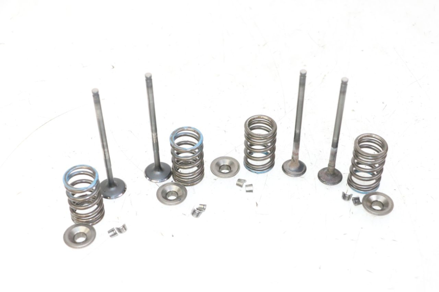 photo de ENGINE VALVE SUZUKI BURGMAN 125 (2007 - 2014) - Main view