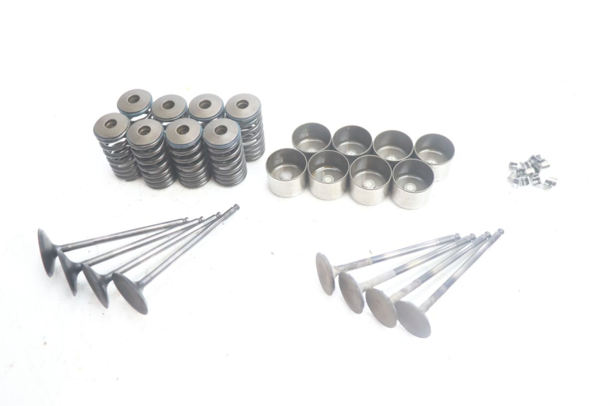 photo de ENGINE VALVE SUZUKI BURGMAN EXECUTIVE ABS 650 (2006 - 2012) - Alternative perspective