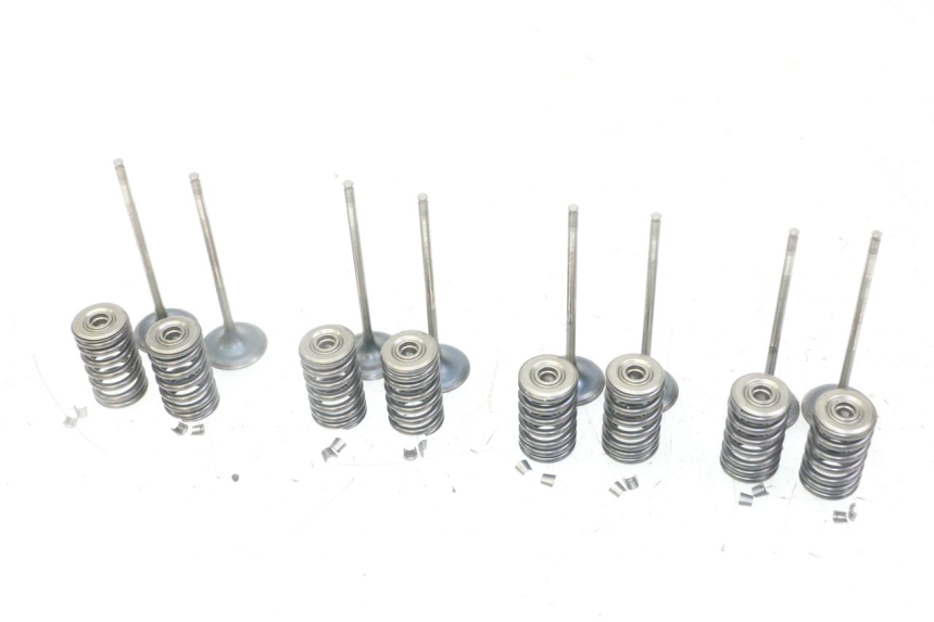photo de ENGINE VALVE HONDA CB R 1000 (2018 - 2023) - Spare part profile view