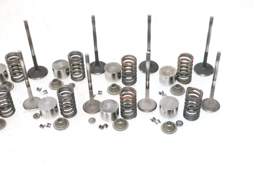 photo de ENGINE VALVE YAMAHA FJR 1300 (2001 - 2005) - Product overview