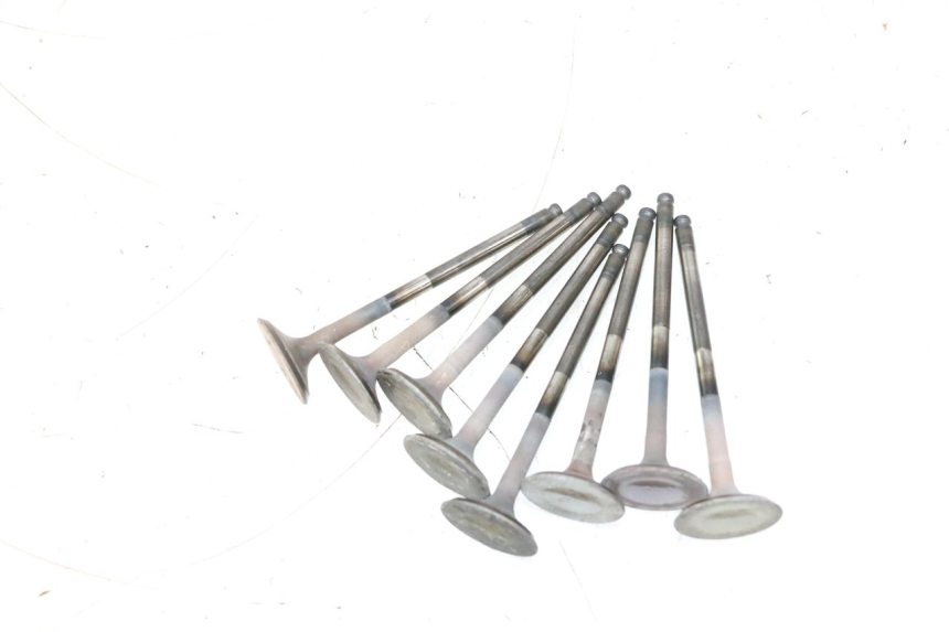 photo de ENGINE VALVE YAMAHA FJR 1300 (2001 - 2005) - Fixing points details