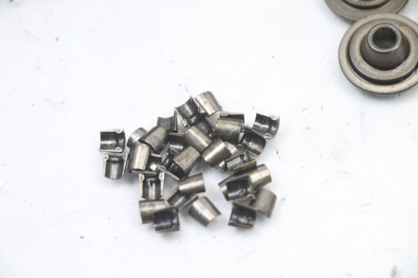 photo de ENGINE VALVE YAMAHA FZ6 FAZER S2 600 (2007 - 2011) - Distinctive features