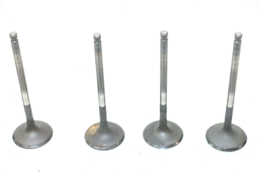 photo de ENGINE VALVE SUZUKI GSF N BANDIT 1200 (2001 - 2005) - Technical close-up