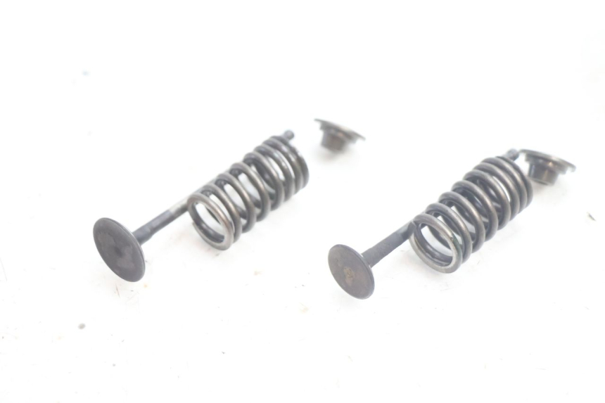 photo de ENGINE VALVE PEUGEOT KISBEE 4T 50 (2010 - 2017) - Zoom on usage condition