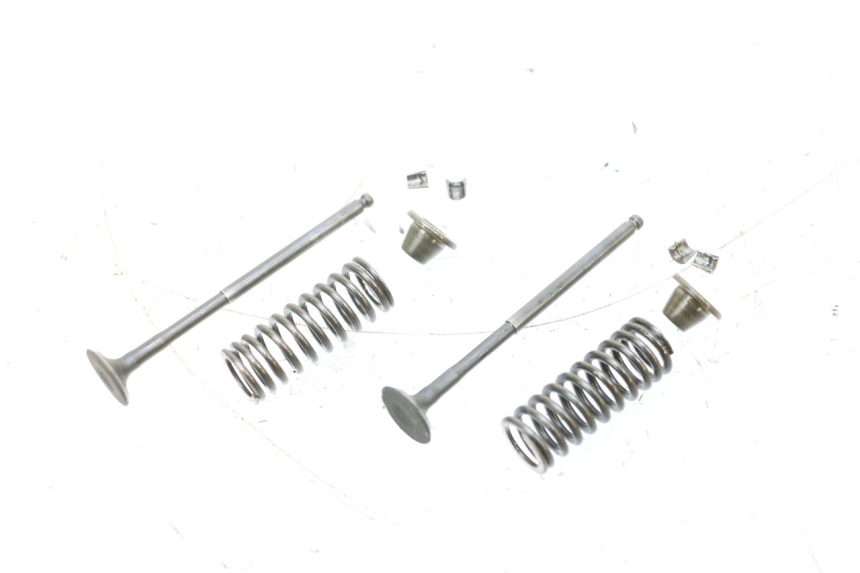 photo de ENGINE VALVE YAMAHA NEOS NEO'S 4T 50 (2008 - 2016) - Component detail