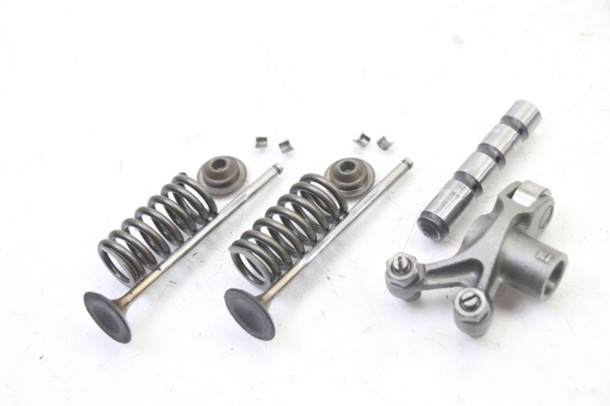 photo de ENGINE VALVE PEUGEOT SATELIS 125 (2013 - 2018) - Component detail