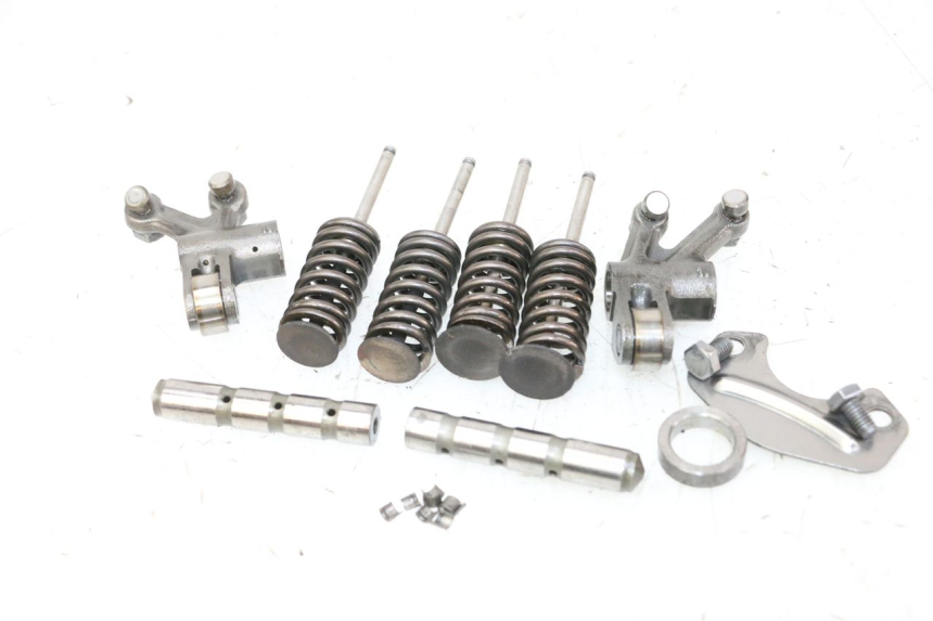 photo de ENGINE VALVE PEUGEOT SATELIS 125 (2010 - 2012) - Zoom on usage condition