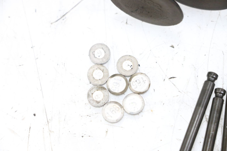 photo de ENGINE VALVE SUZUKI GSR 750 (2011 - 2017) - Product overview