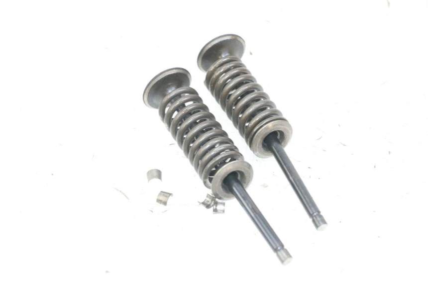 photo de ENGINE VALVE PIAGGIO VESPA GRANTURISMO 200 (2004 - 2005) - Product overview