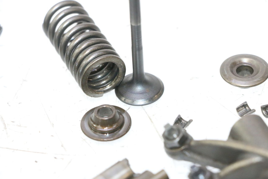 photo de ENGINE VALVE YAMAHA X-MAX XMAX 125 (2010 - 2013) - Checked used part