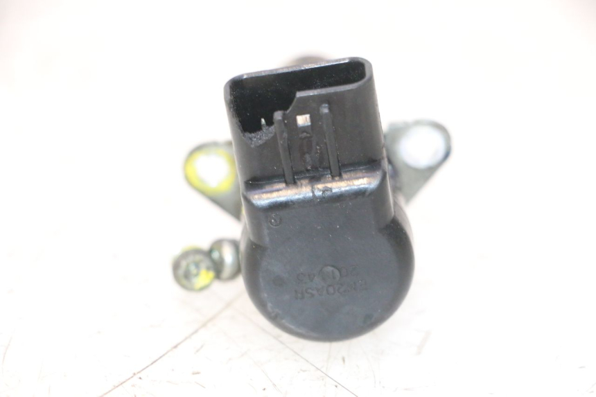 photo de AUTOMATIC CHOKE SUZUKI BURGMAN EXECUTIVE ABS 650 (2006 - 2012) - Alternative perspective