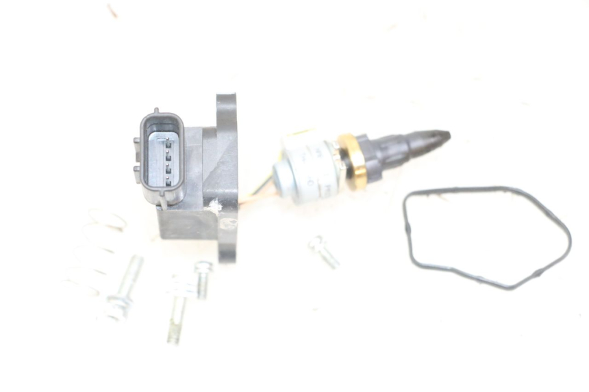 photo de AUTOMATIC CHOKE YAMAHA BW'S BWS 125 (2010 - 2013) - Zoom on usage condition