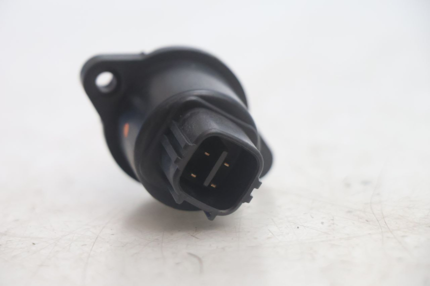 photo de AUTOMATIC CHOKE YAMAHA XMAX X-MAX 125 (2006 - 2009) - Alternative perspective