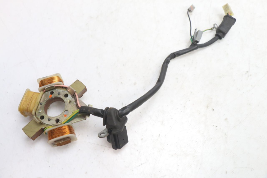 photo de STATOR PEUGEOT 103 SPX CLIP 50 (1989 - 1992) - Technical close-up