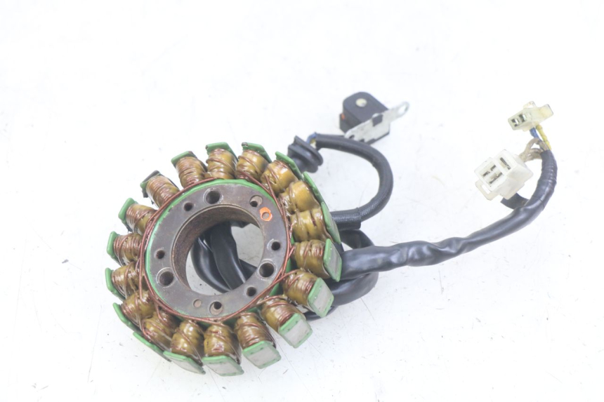 photo de STATOR YAMAHA FZS FAZER 600 (1998 - 2001) - Component detail