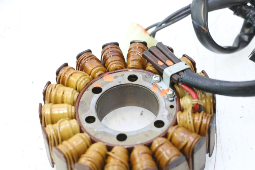 photo de STATOR SUZUKI GSR 600 (2005 - 2012) - Technical close-up
