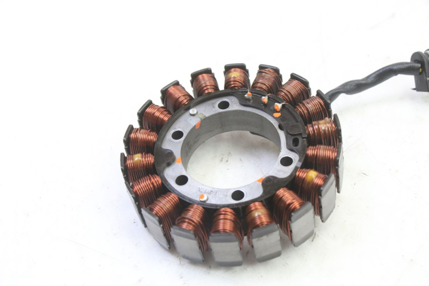 photo de STATOR HONDA NTV DEAUVILLE 650 (2001 - 2006) - Component detail