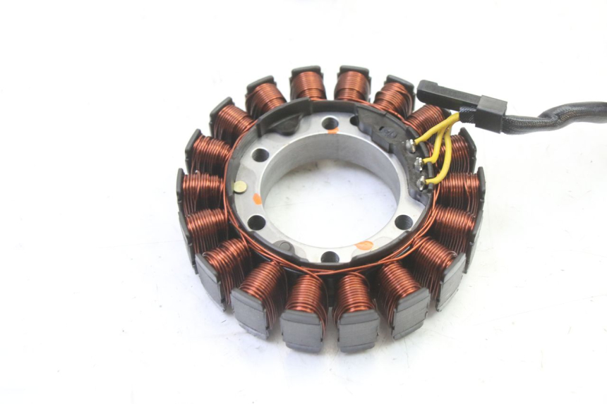 photo de STATOR HONDA NTV DEAUVILLE 650 (2001 - 2006) - Technical close-up