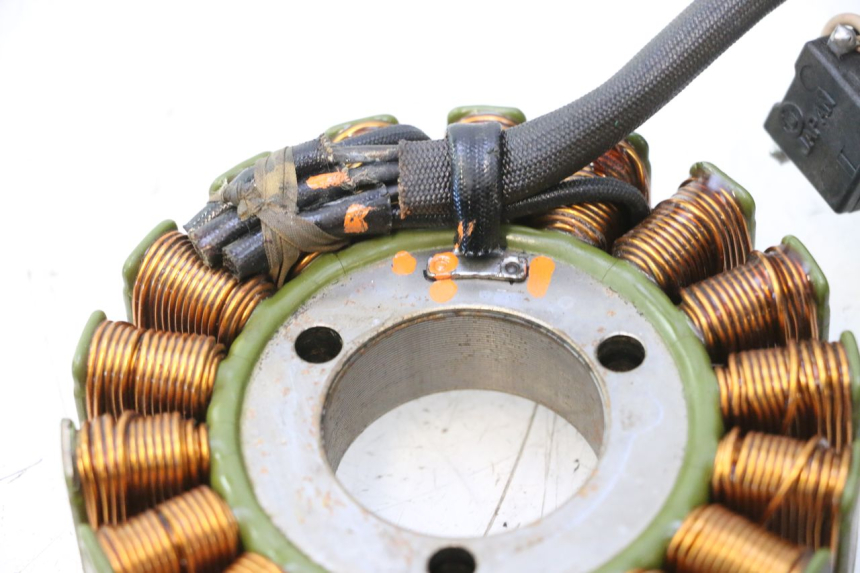 photo de STATOR SUZUKI SV S 650 (2003 - 2009) - Fixing points details