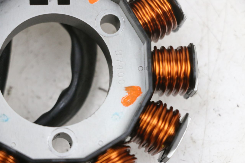 photo de STATOR YAMAHA TRICITY 300 (2020 - 2024) - Fixing points details